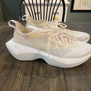 Nike Vista women’s sz10 WORN ONCE
